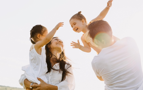 Заксобрание утвердило новые меры поддержки семей