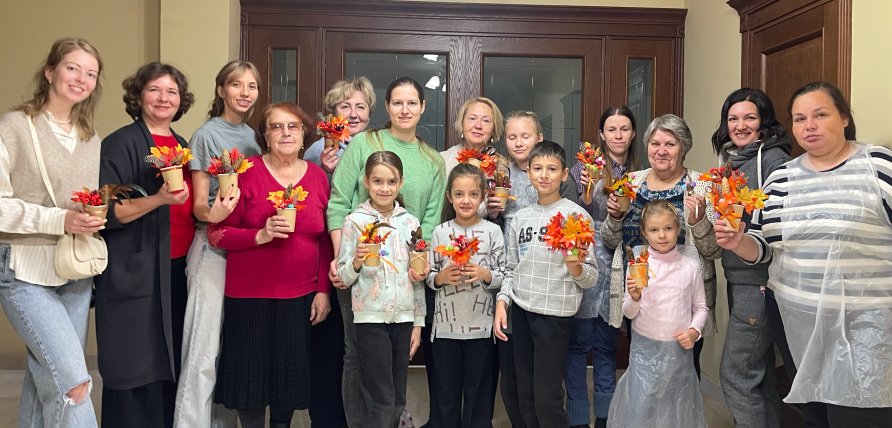 В семейном центре Манежа запустили культурно-творческую программу для всех возрастов